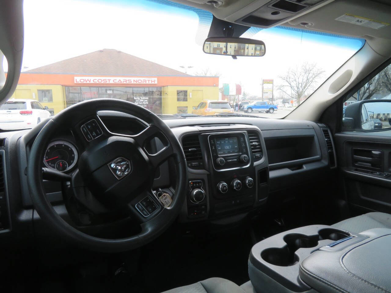 Used 2017 RAM 1500 Express image 6