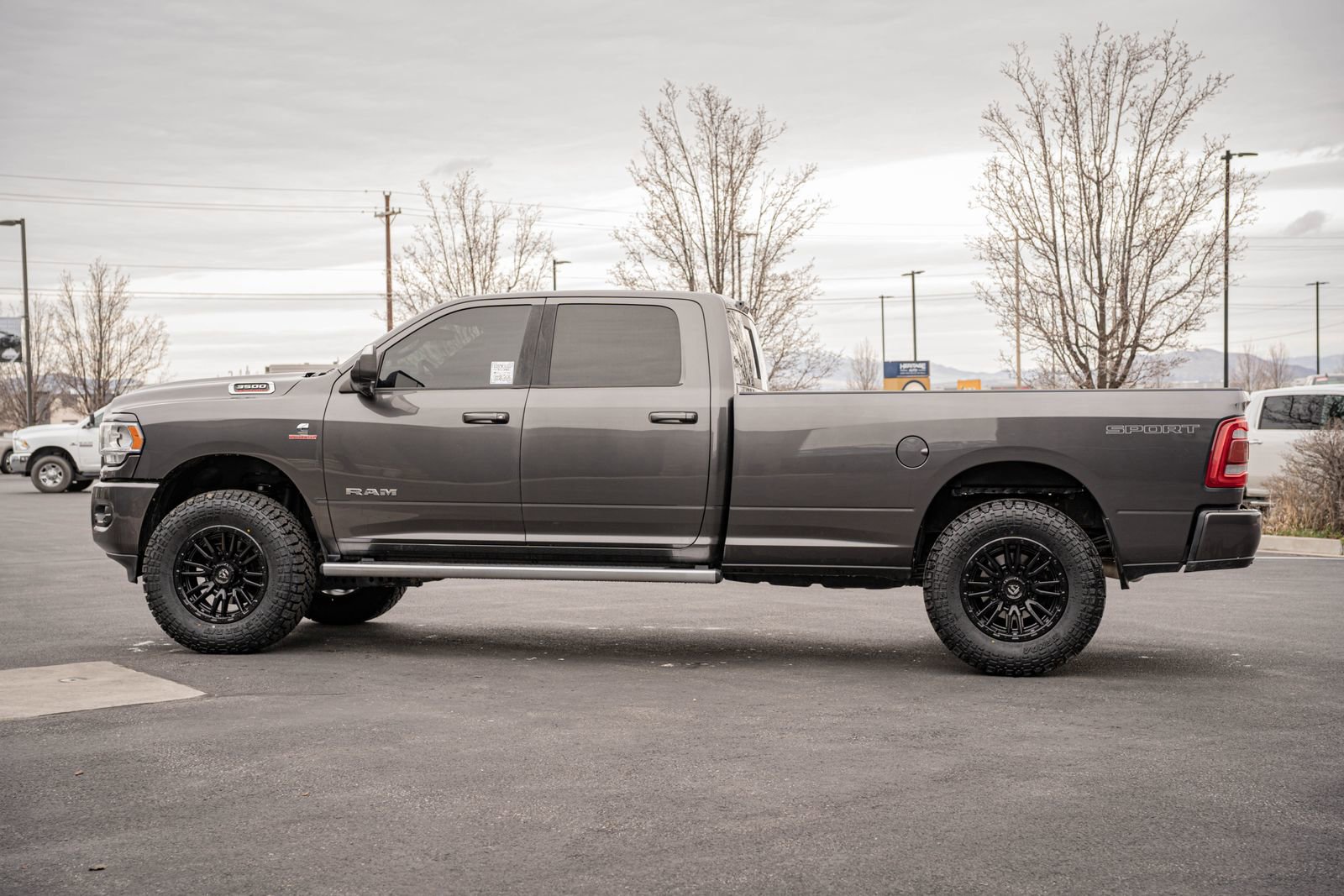 Used 2020 RAM 3500 Big Horn w/ Level 2 Equipment Group image 10