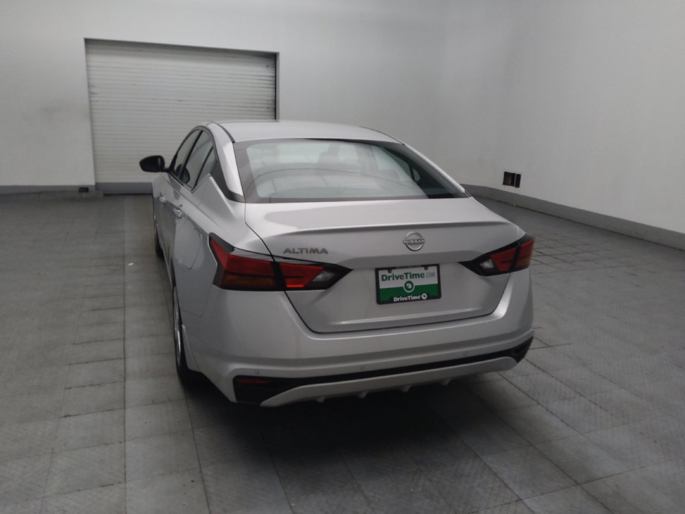 Used 2024 Nissan Altima 2.5 S FWD image 6