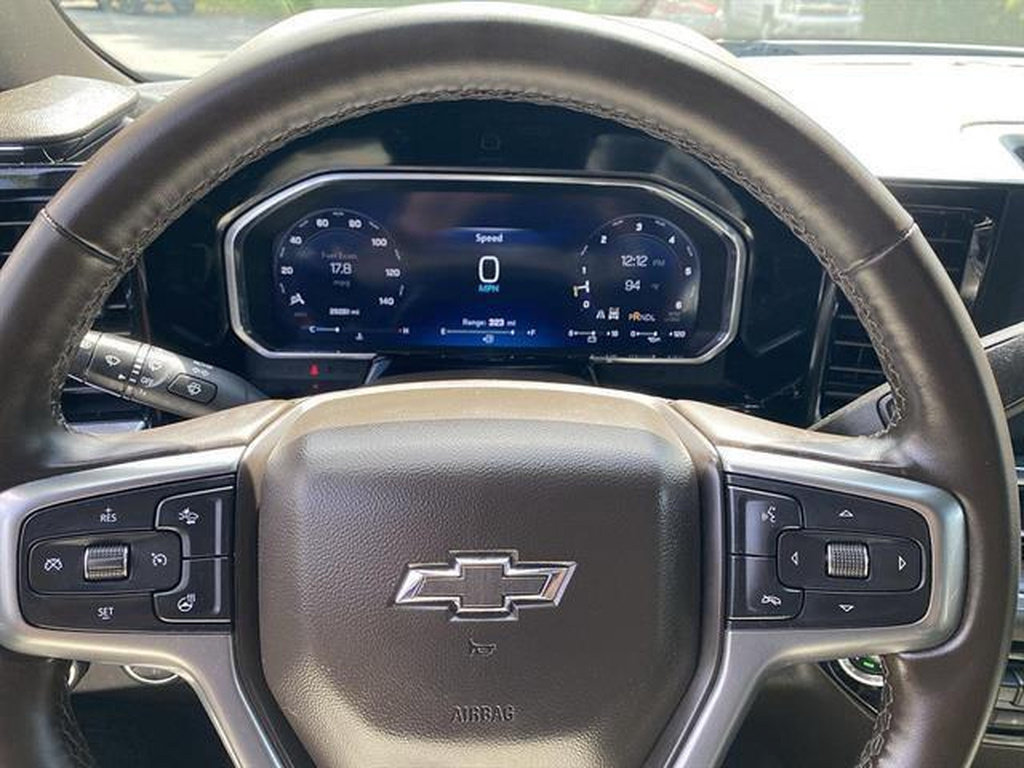 Certified 2026 Chevrolet Silverado 1500 RST AWD/4WD image 33