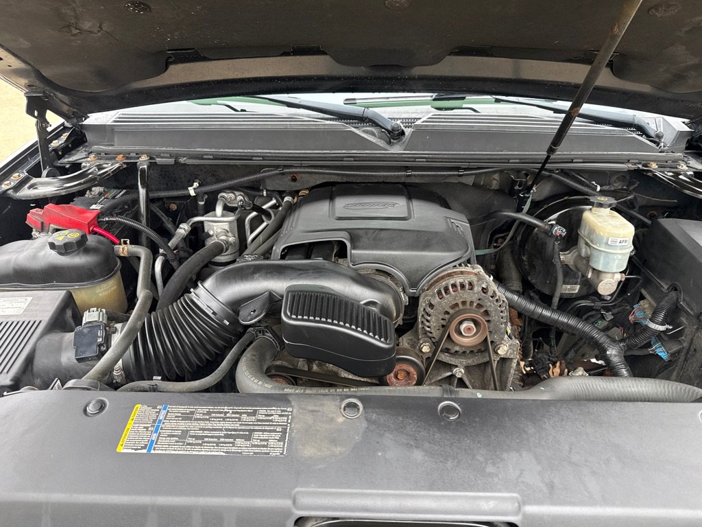 Used 2011 Cadillac Escalade ESV Premium image 20