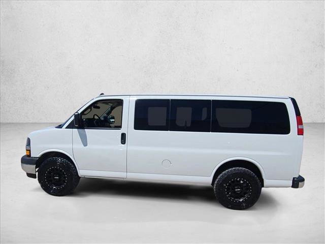 Used 2018 Chevrolet Express 2500 LT w/ LT Preferred Equipment Group RWD image 5