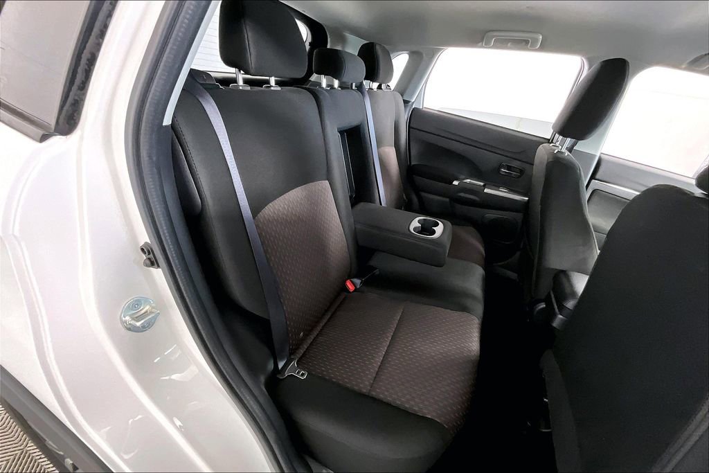 Used 2019 Mitsubishi Outlander Sport LE image 27