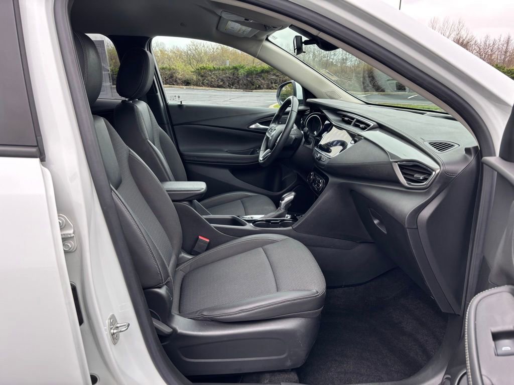 Used 2023 Buick Encore GX Select w/ Safety Package II image 21