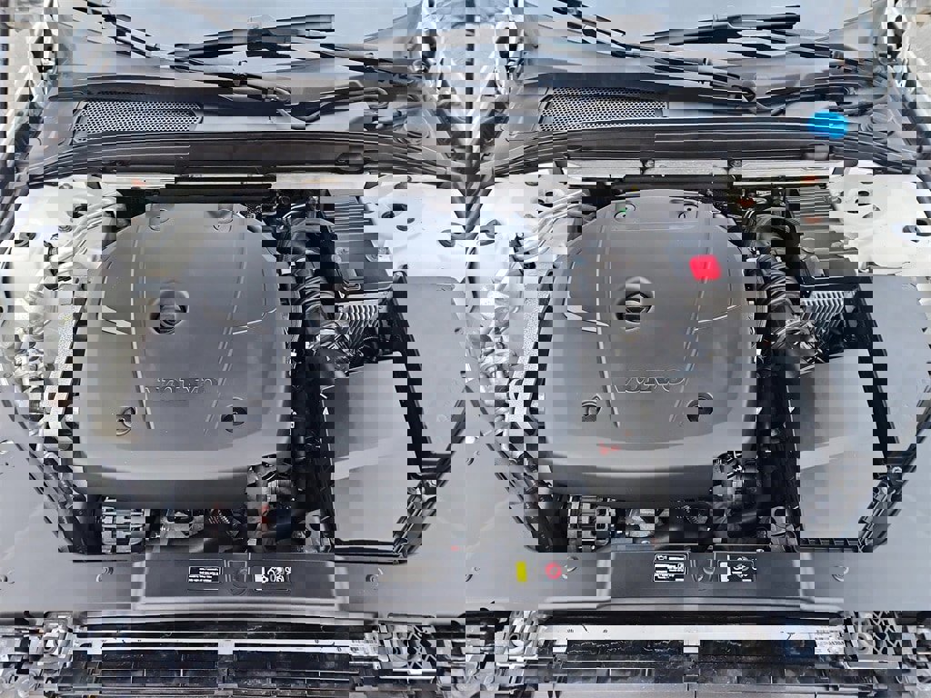 Used 2020 Volvo S60 T6 Momentum w/ Protection Package Premier image 35