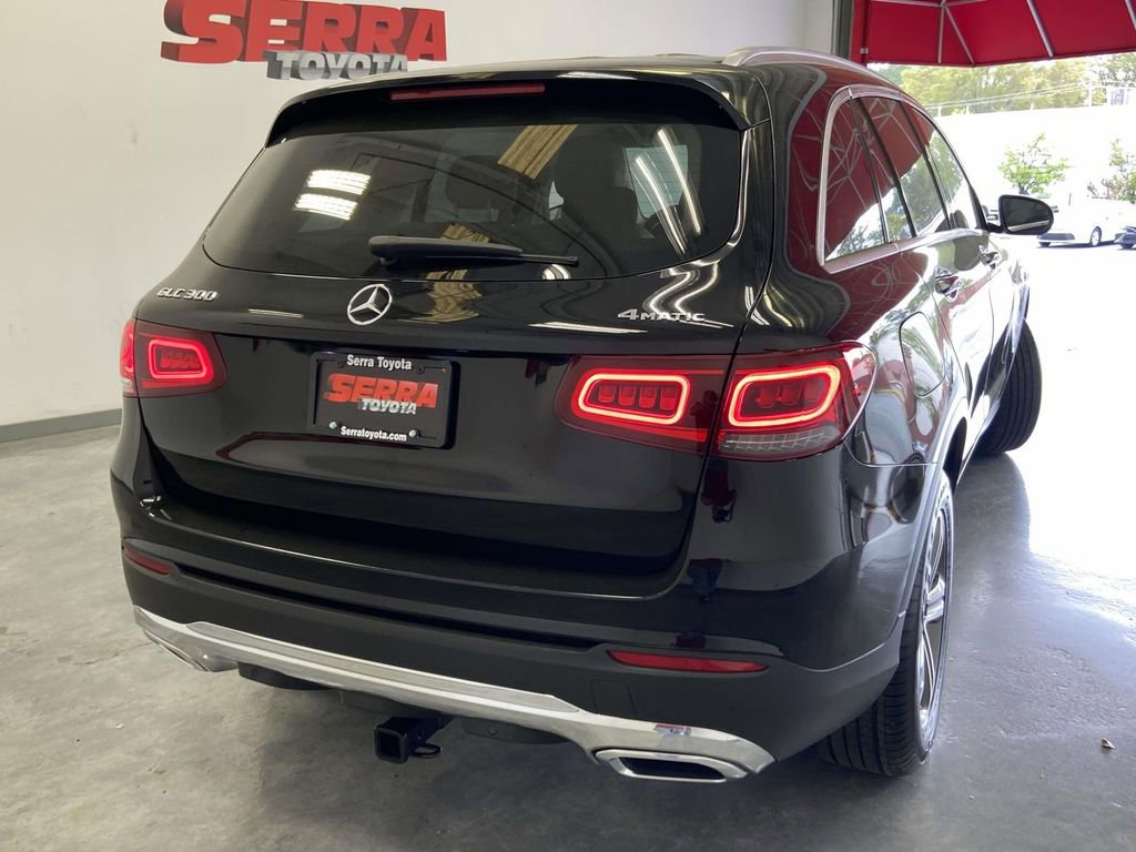 Used 2020 Mercedes-Benz GLC 300 4MATIC w/ Multimedia Package image 3