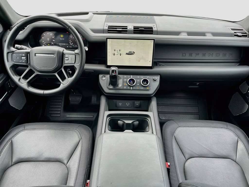 Used 2024 Land Rover Defender 130 Outbound AWD/4WD image 30