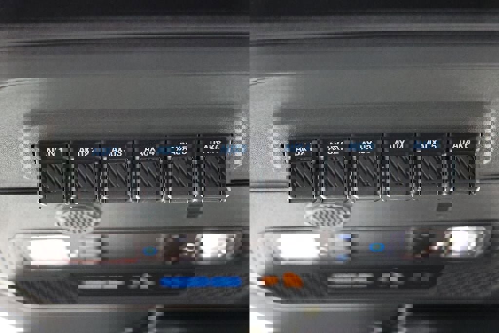 Used 2023 Ford Bronco Wildtrak image 21