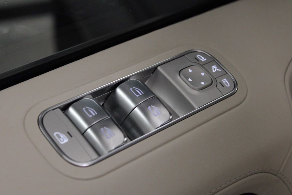 Certified 2025 Mercedes-Benz G 63 AMG 4MATIC image 16