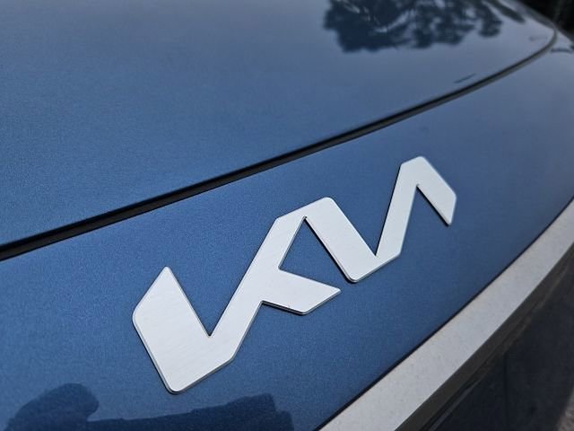 Certified 2024 Kia Niro Wind w/ Wind Preserve Package image 13
