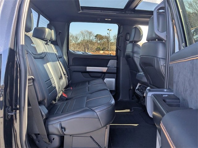 Used 2024 Ford F250 Platinum image 27