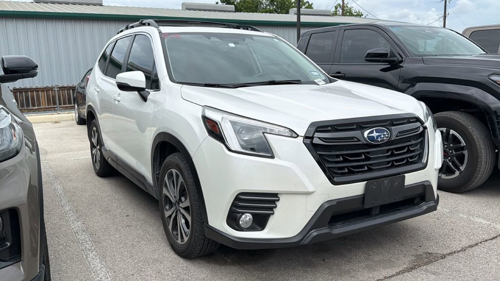 Used 2022 Subaru Forester Limited AWD/4WD image 3