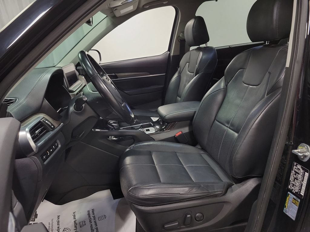 Used 2021 Kia Telluride EX w/ Towing Package FWD image 13