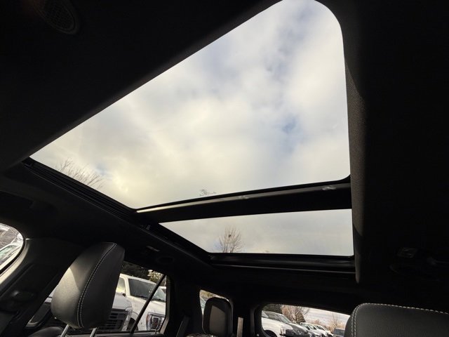 Used 2022 Ford Explorer ST w/ Equipment Group 401A image 19