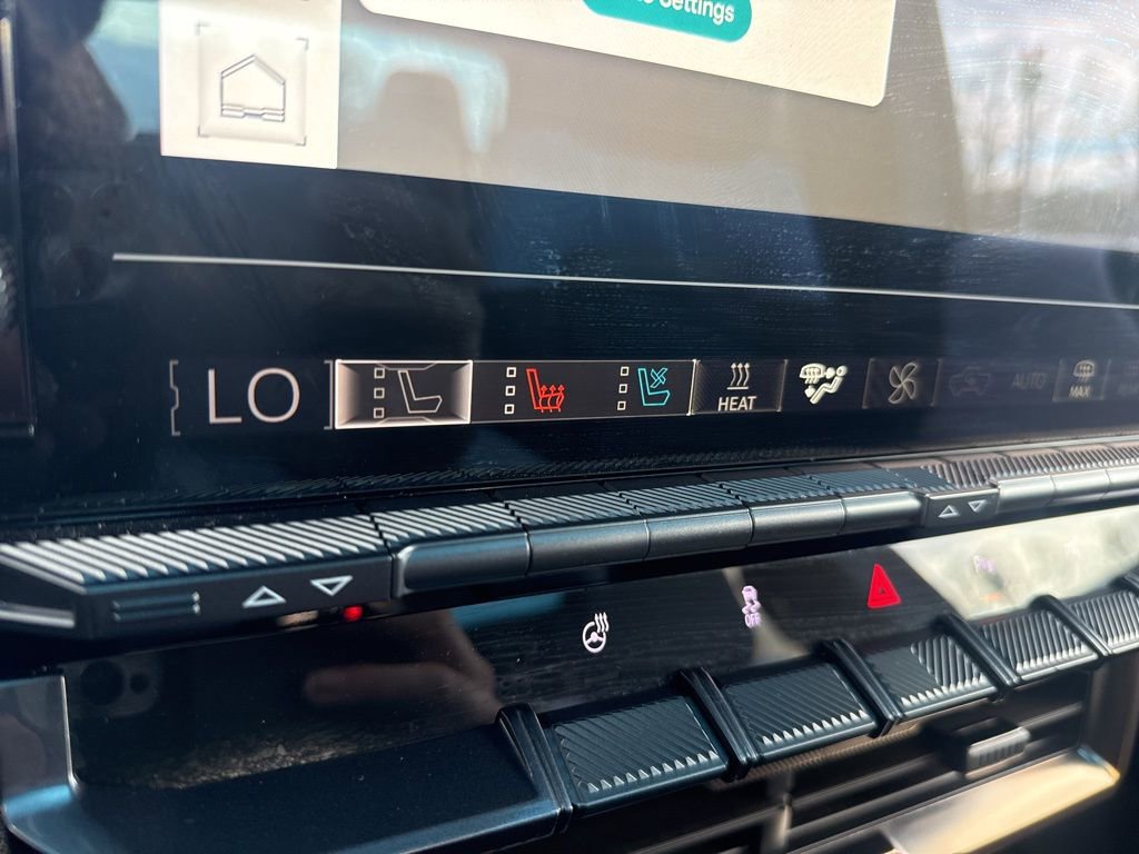 Used 2024 GMC Hummer EV 2X image 22