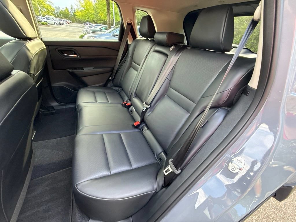Certified 2026 Nissan Rogue Dark Armor FWD image 28