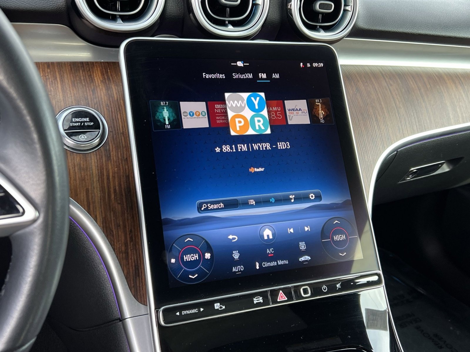 Certified 2024 Mercedes-Benz CLE 300 4MATIC Coupe image 16