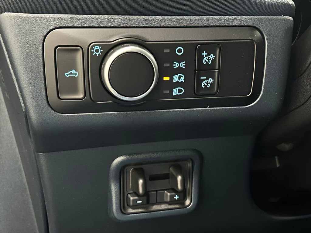 Used 2025 Ford Maverick XLT w/ Black Appearance Package image 23