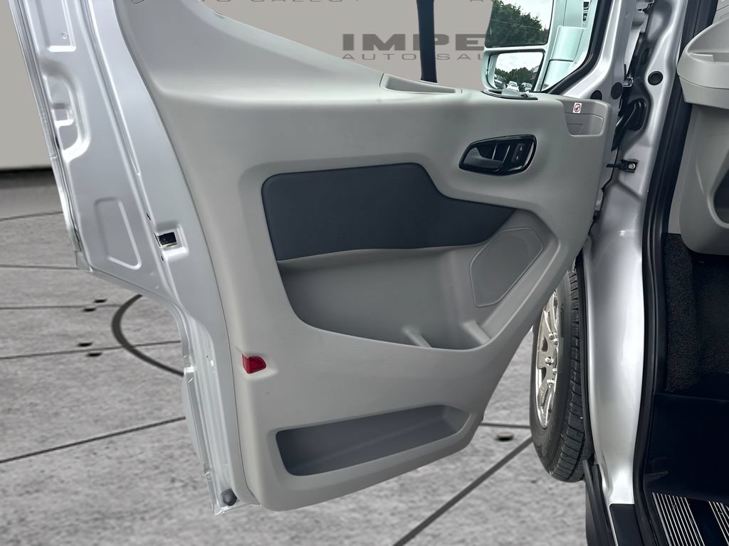 Used 2019 Ford Transit 150 130 Low Roof w/ Exterior Upgrade Package RWD image 14
