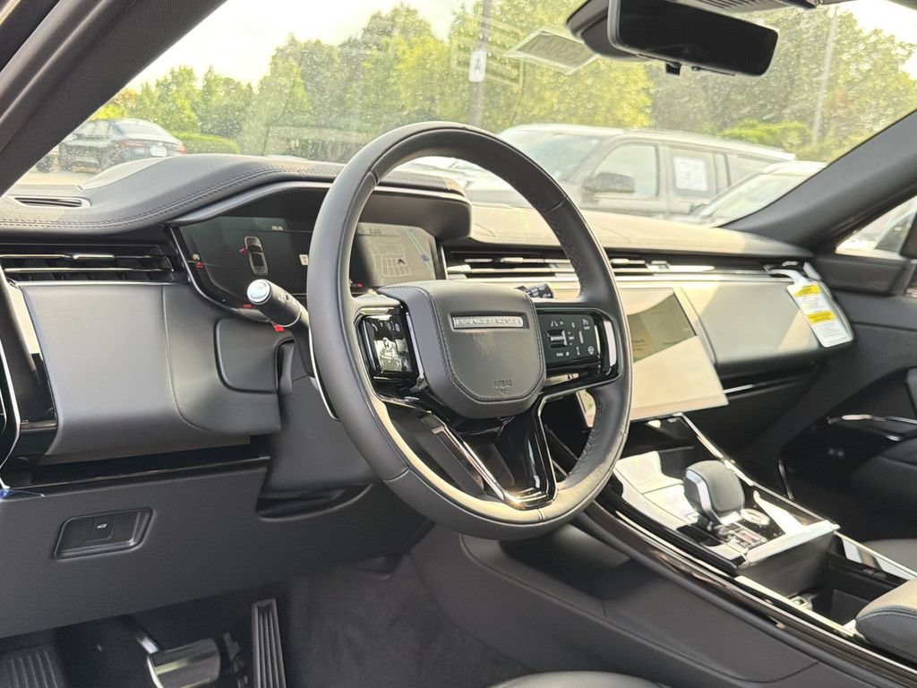 New 2026 Land Rover Range Rover Sport Dynamic SE AWD/4WD image 10