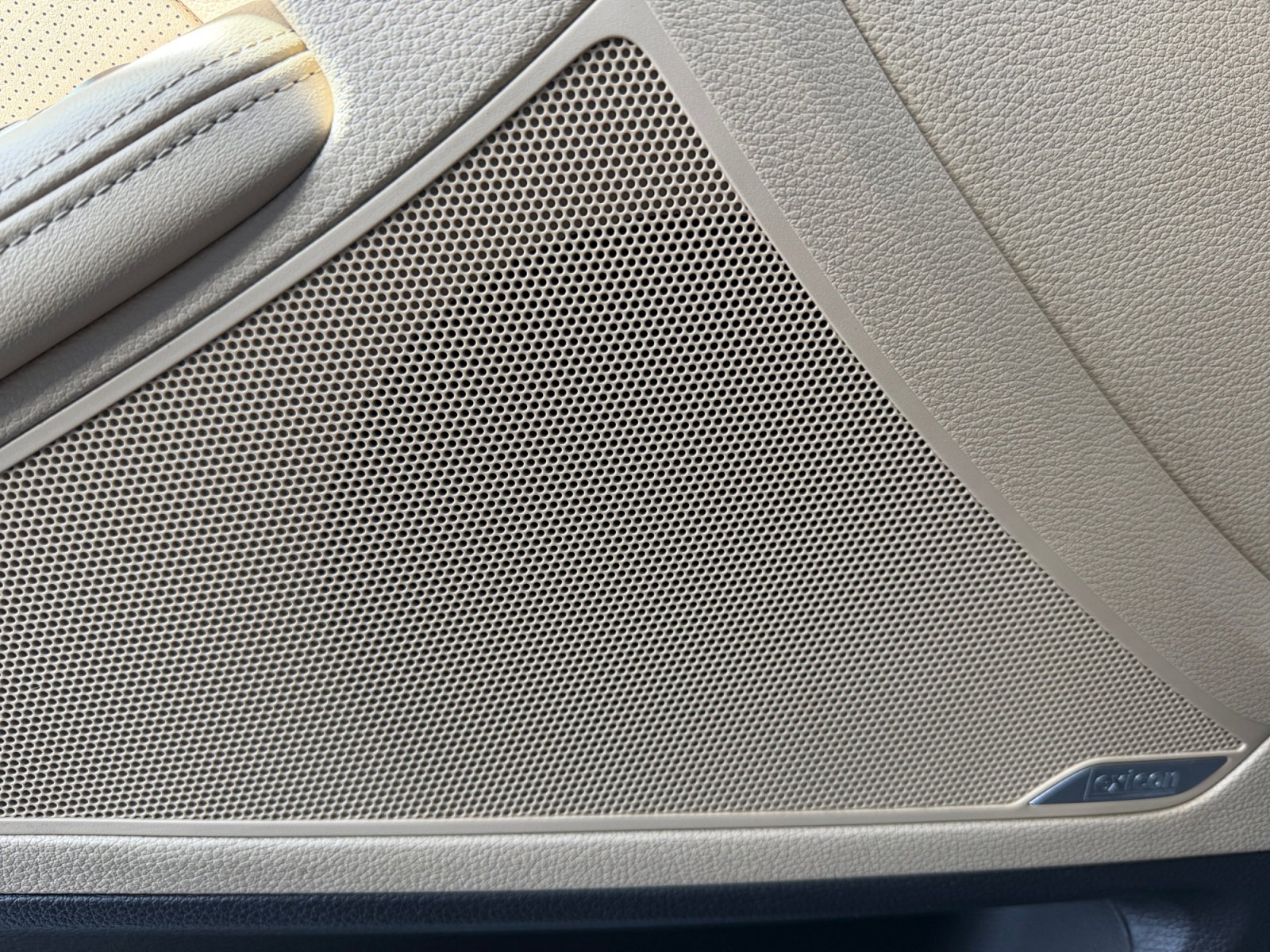 Used 2015 Hyundai Genesis 3.8 w/ Option Group 04 image 27