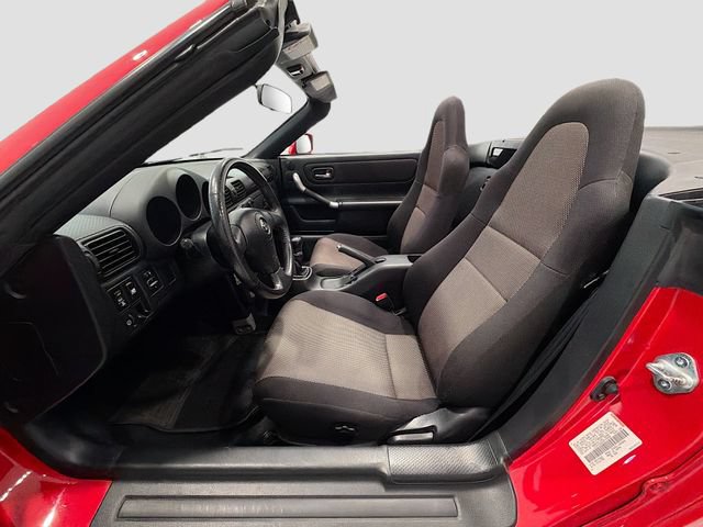 Used 2002 Toyota MR2 RWD image 17