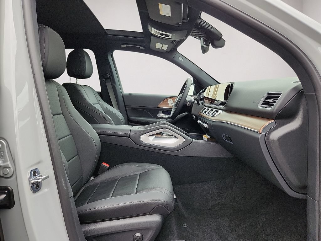 New 2025 Mercedes-Benz GLE 450 4MATIC image 9