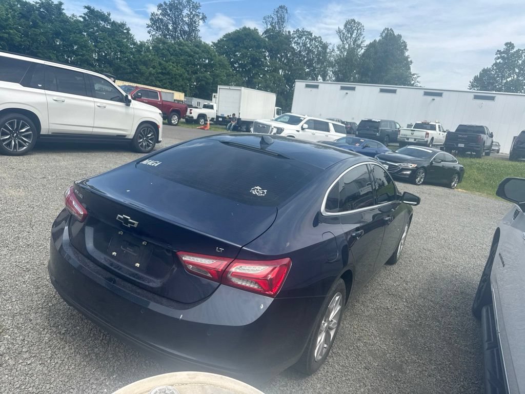 Used 2022 Chevrolet Malibu LT FWD image 7