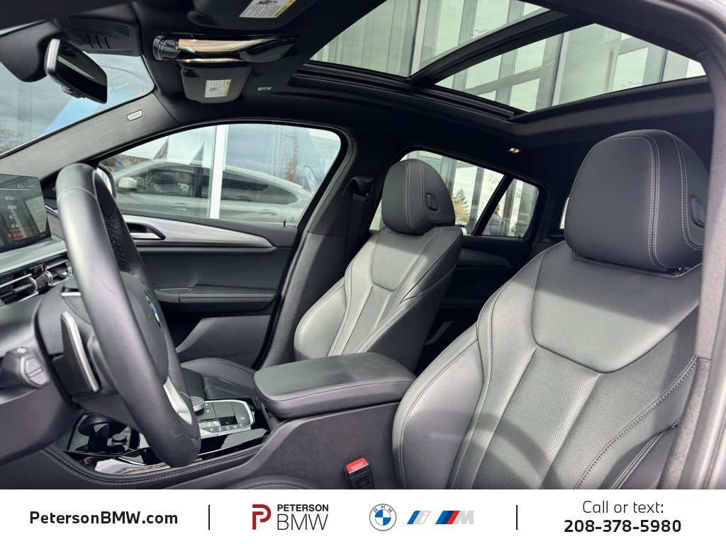 Used 2023 BMW X4 xDrive30i w/ Premium Package image 17