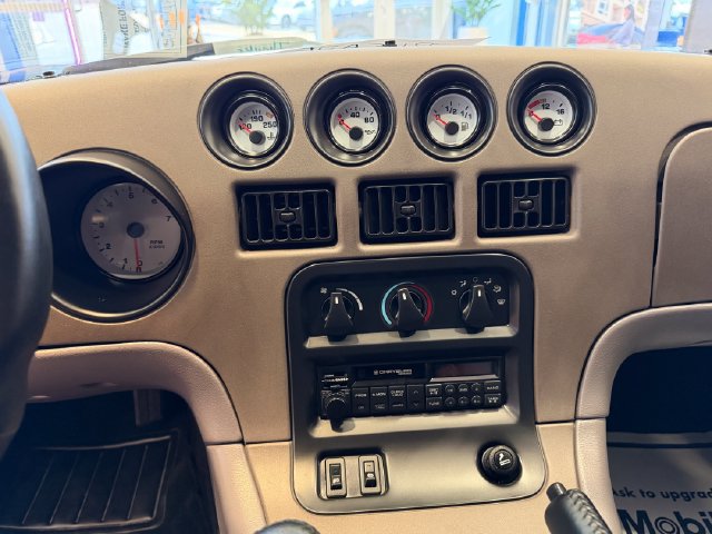 Used 1994 Dodge Viper RT/10 RWD image 24