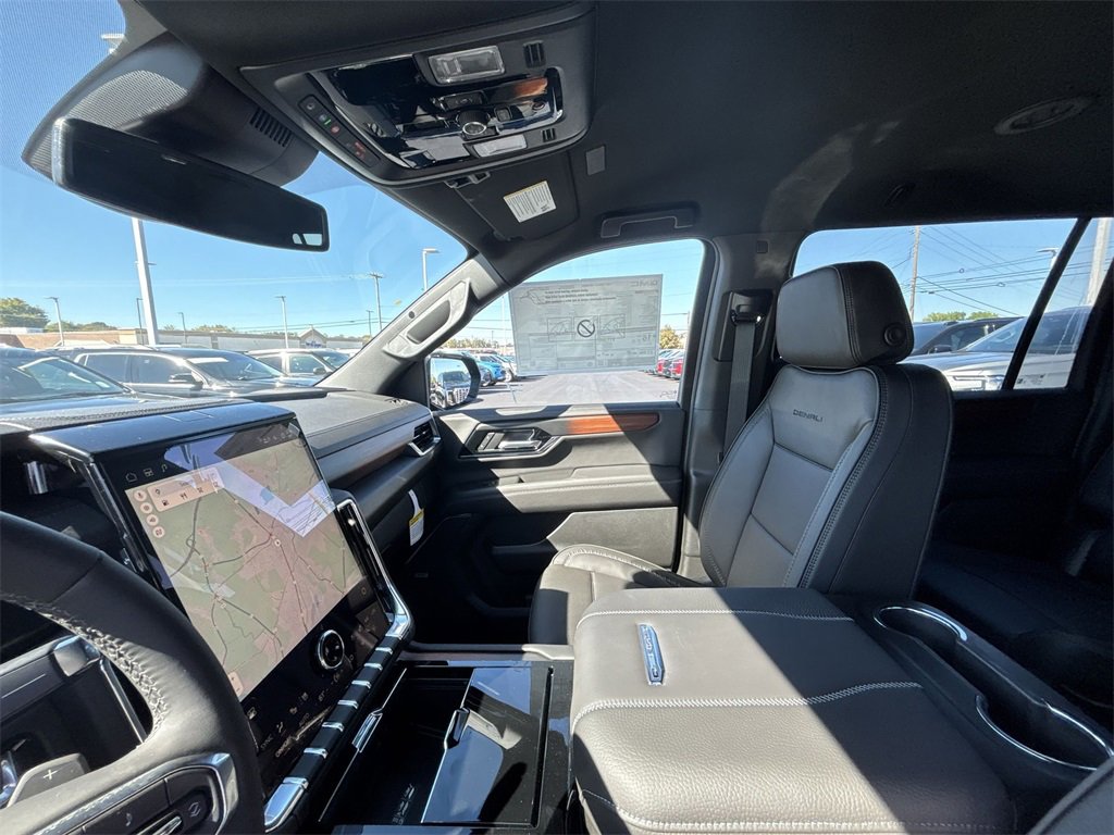 New 2026 GMC Yukon XL Denali image 11