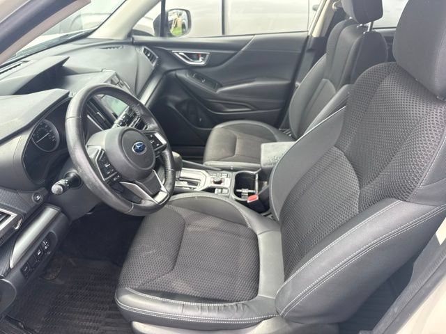 Used 2019 Subaru Forester Premium AWD/4WD image 5