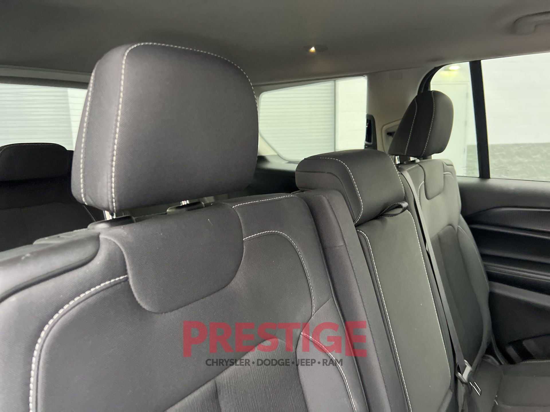 Used 2023 Jeep Grand Cherokee L Laredo image 19