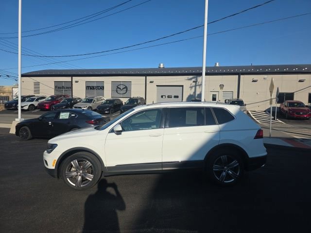 Used 2021 Volkswagen Tiguan SEL image 2