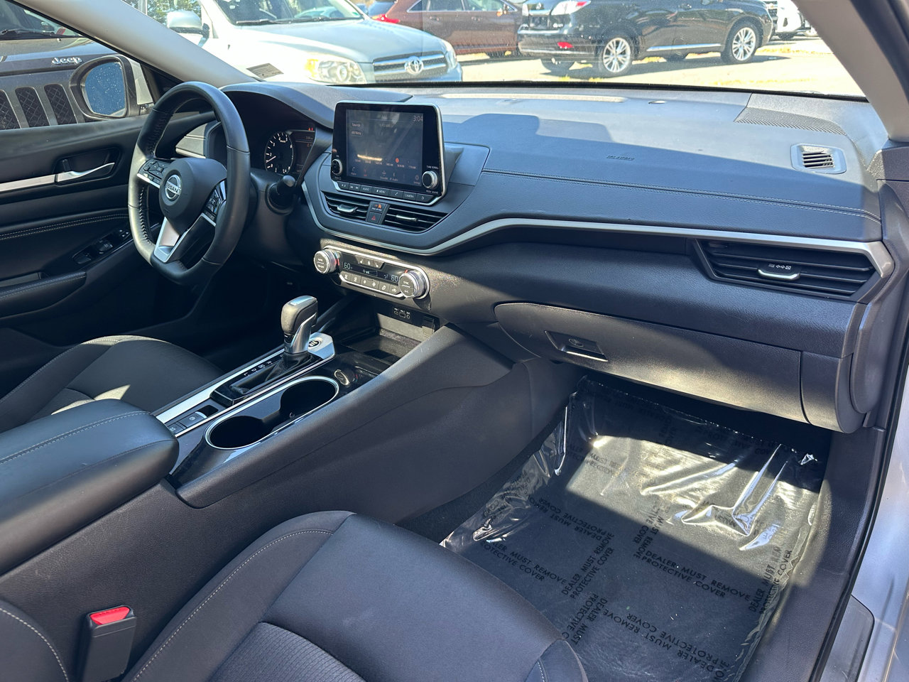 Used 2020 Nissan Altima 2.5 SV image 25