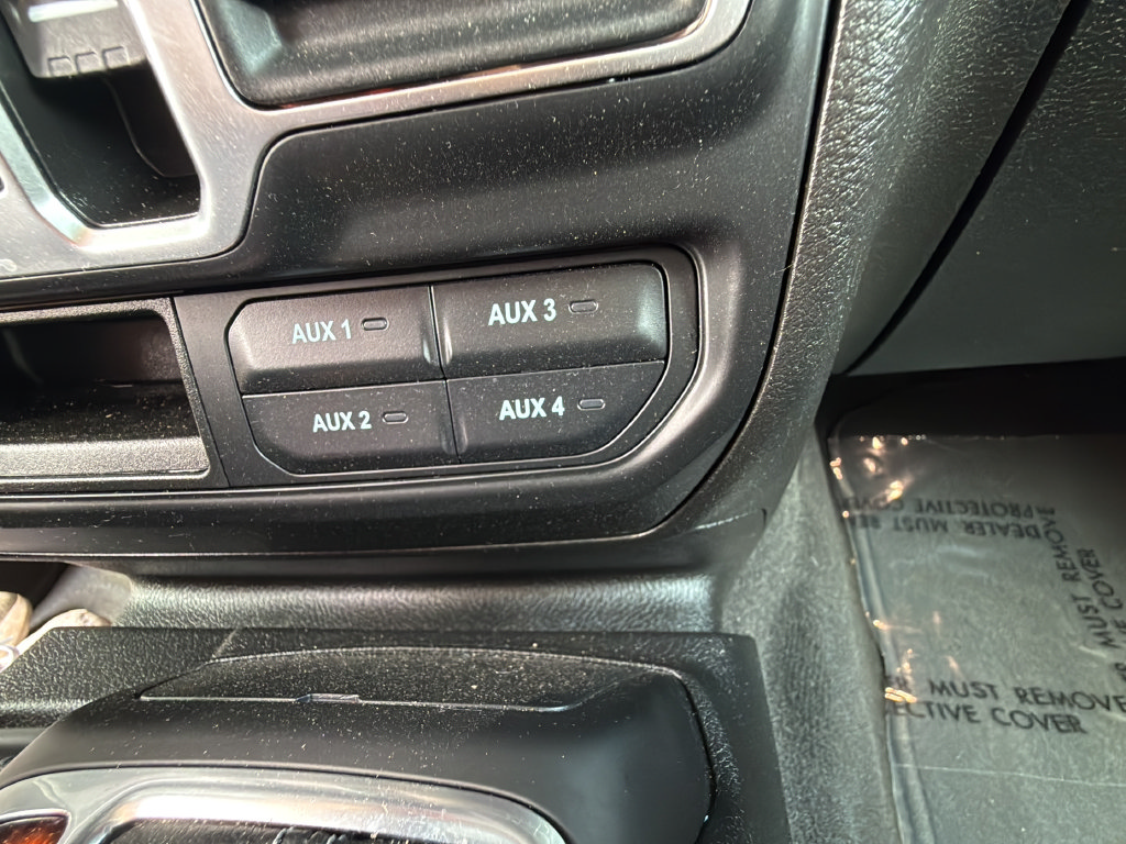 Certified 2025 Jeep Gladiator Sport AWD/4WD image 28