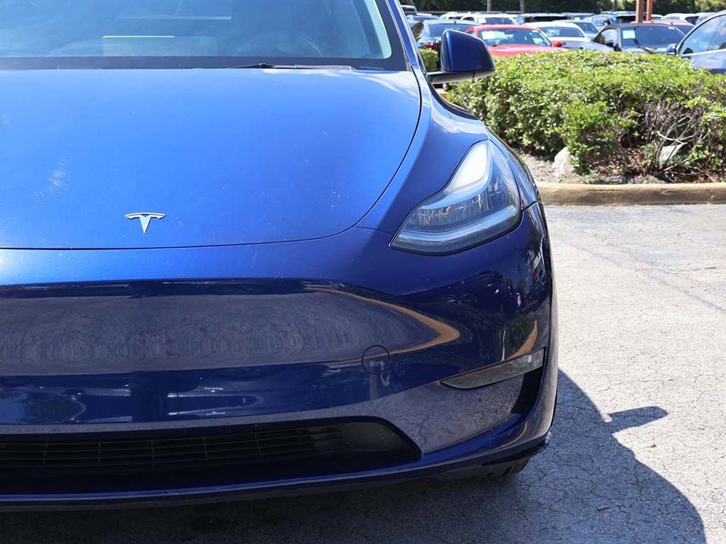 Used 2022 Tesla Model Y Long Range image 13