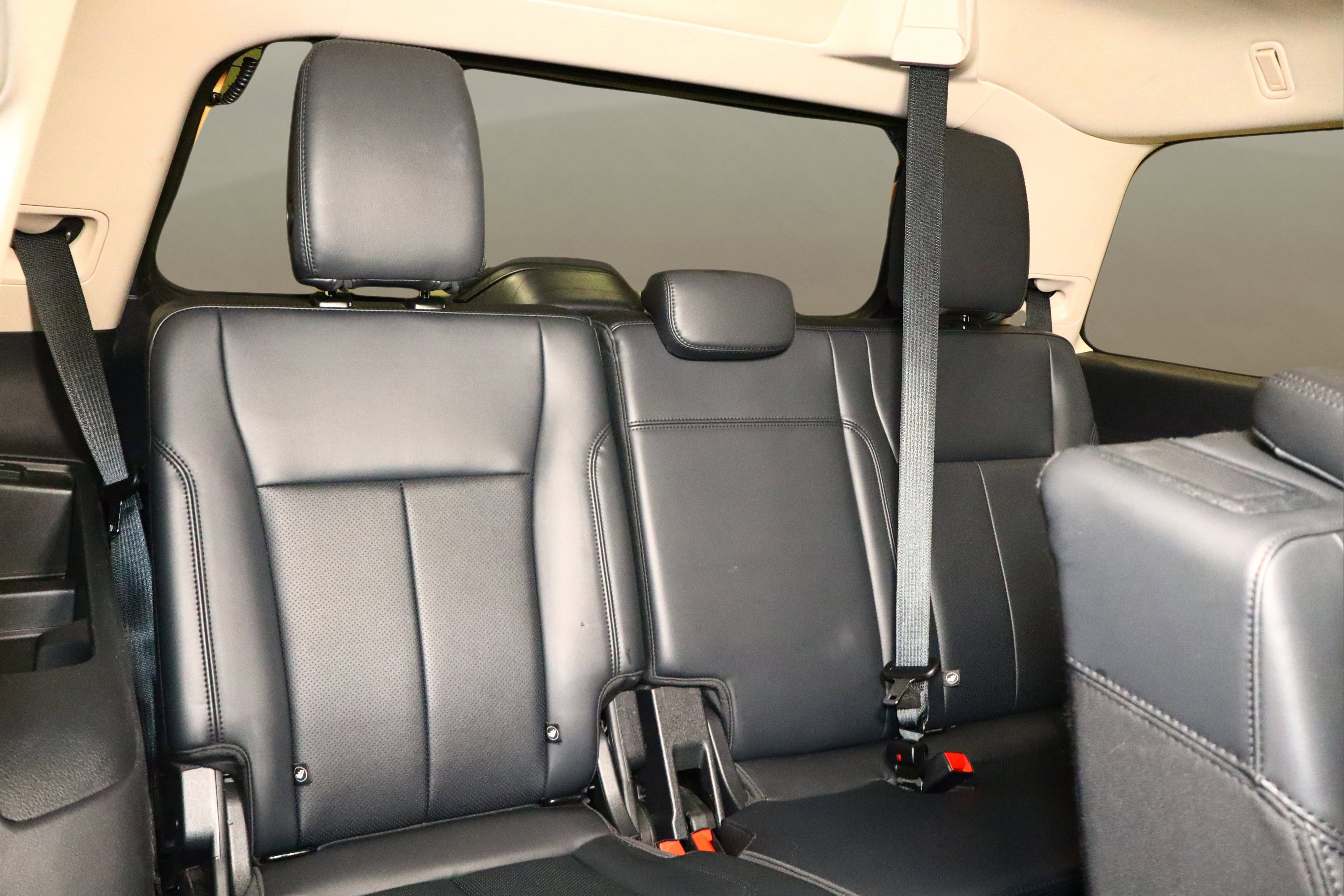 Used 2024 Ford Expedition XLT image 19