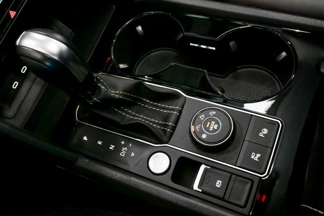 Used 2022 Volkswagen Atlas Cross Sport SEL Premium R-Line image 36