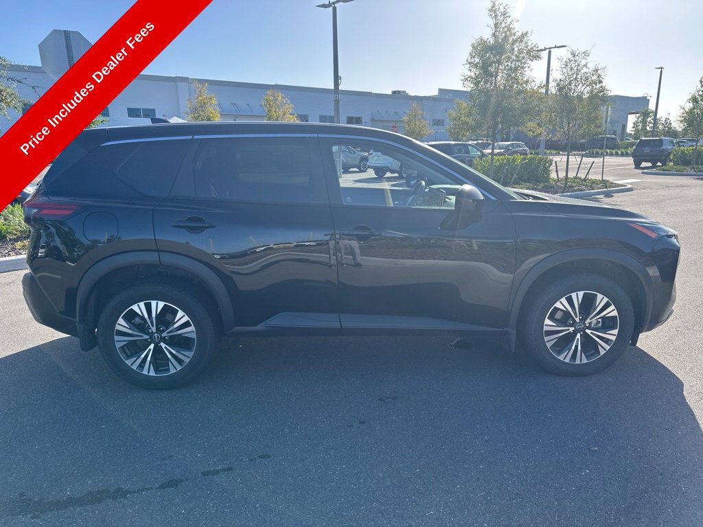 Used 2023 Nissan Rogue SV FWD image 6