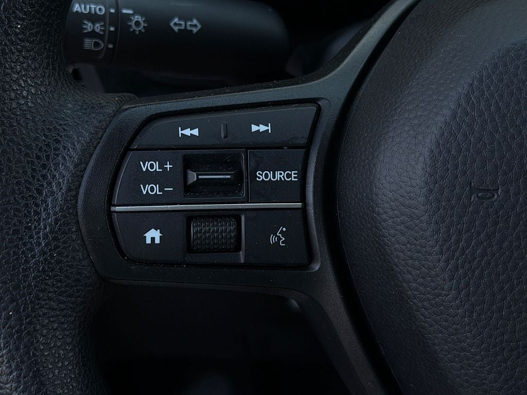 Used 2025 Honda CR-V LX image 22