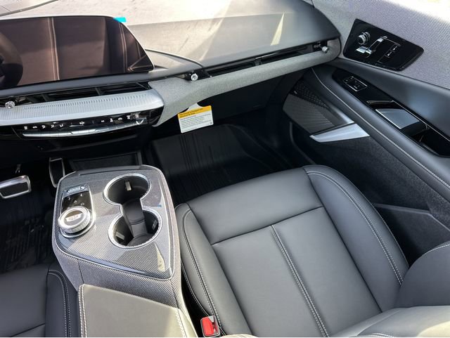 New 2026 Cadillac Optiq Luxury 1 image 17