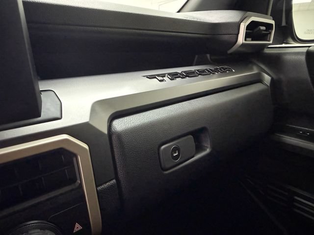 Used 2026 Toyota Tacoma SR5 AWD/4WD image 24