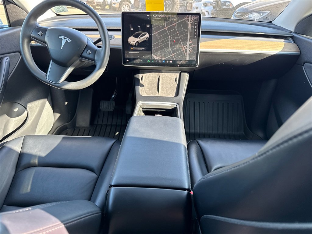 Used 2021 Tesla Model Y Long Range image 7