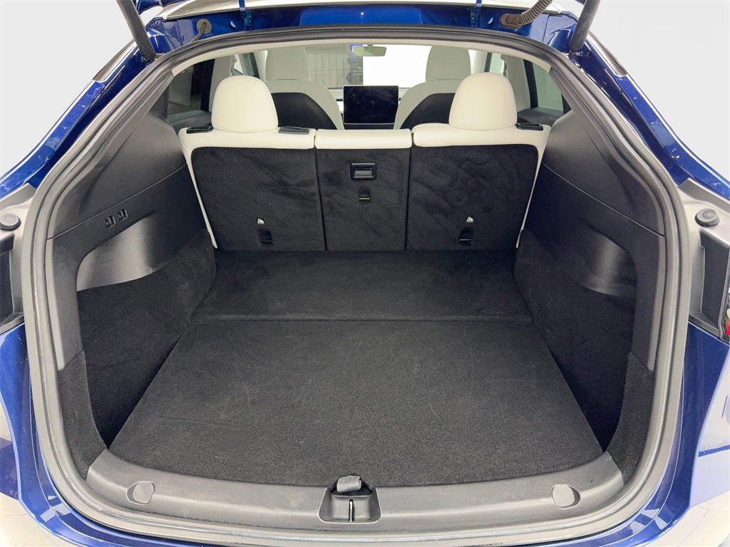 Used 2022 Tesla Model Y Long Range image 68