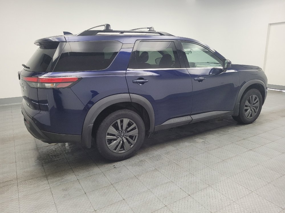Used 2022 Nissan Pathfinder SV w/ Cargo Package FWD image 10