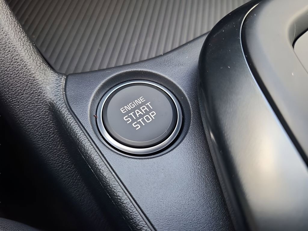 New 2025 Kia K4 FWD image 30