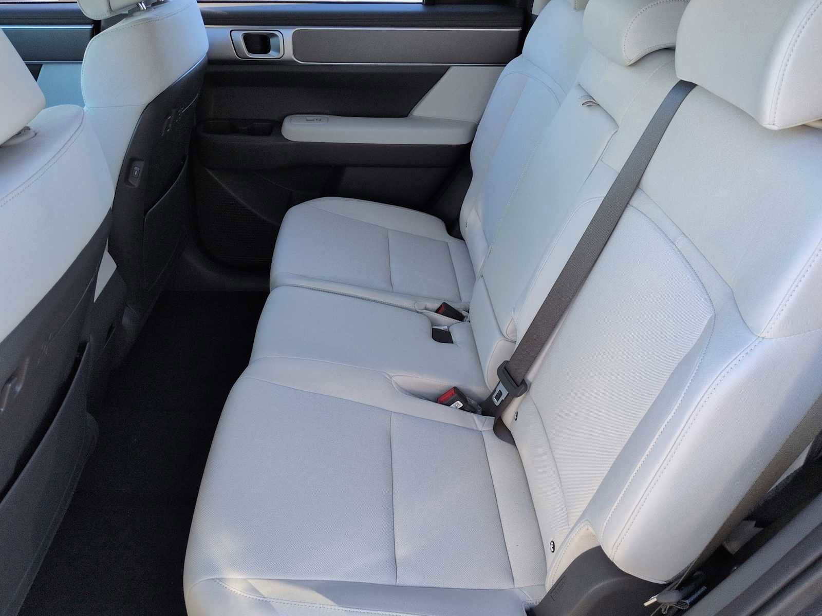 New 2026 Hyundai Santa Fe SE image 19