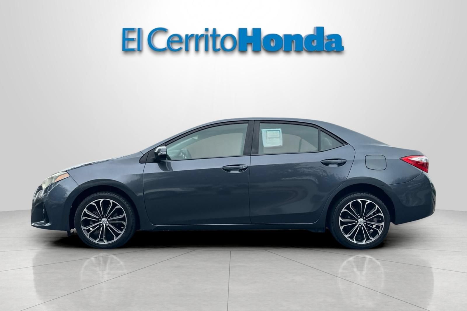 Used 2015 Toyota Corolla S FWD image 6