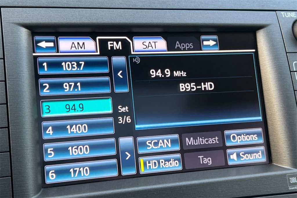 Used 2013 Toyota Prius Four image 20